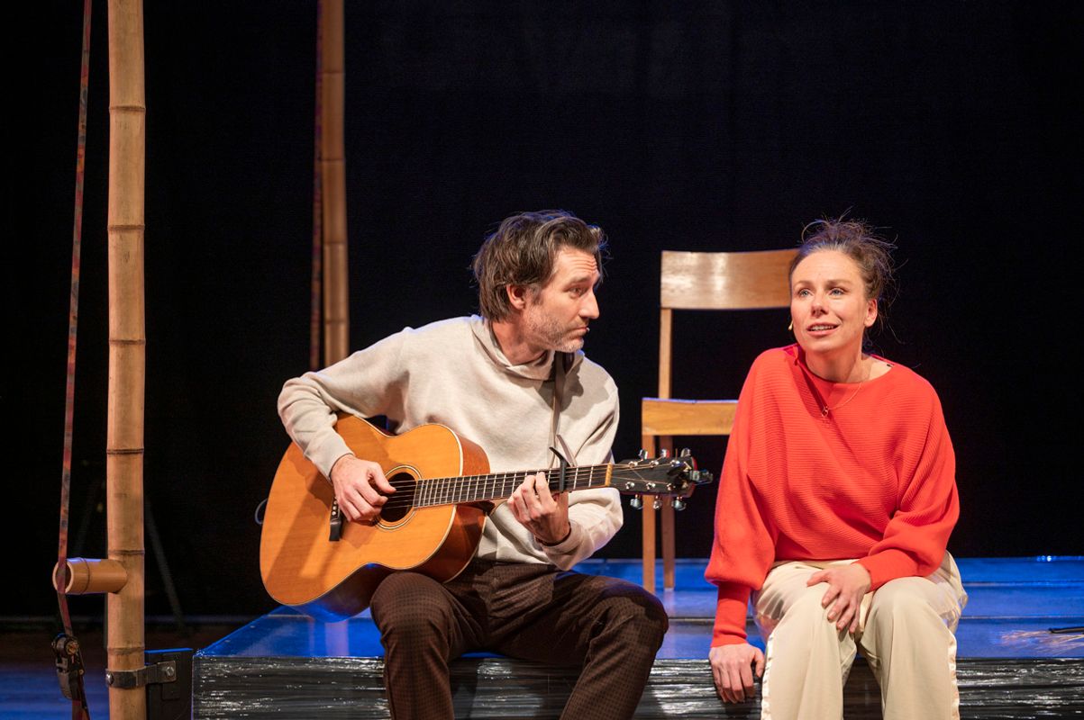 Matzer Theaterproducties - Broos | De Lawei