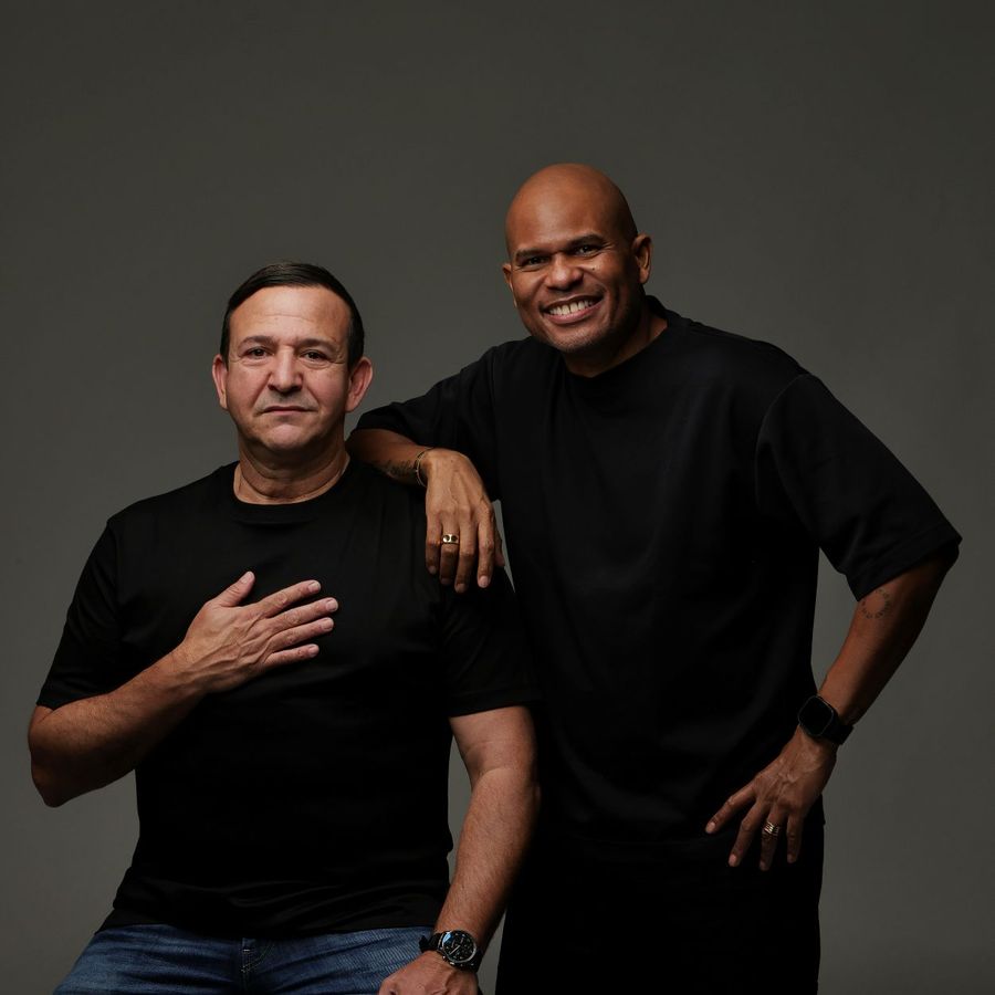 Amhali & Verveer - Alles is comedy 