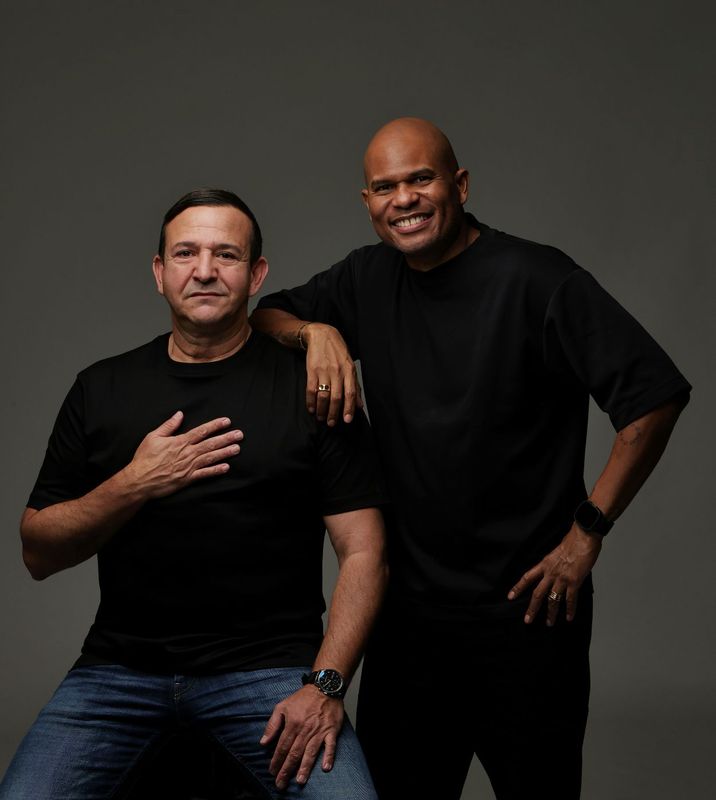 Amhali & Verveer - Alles is comedy 