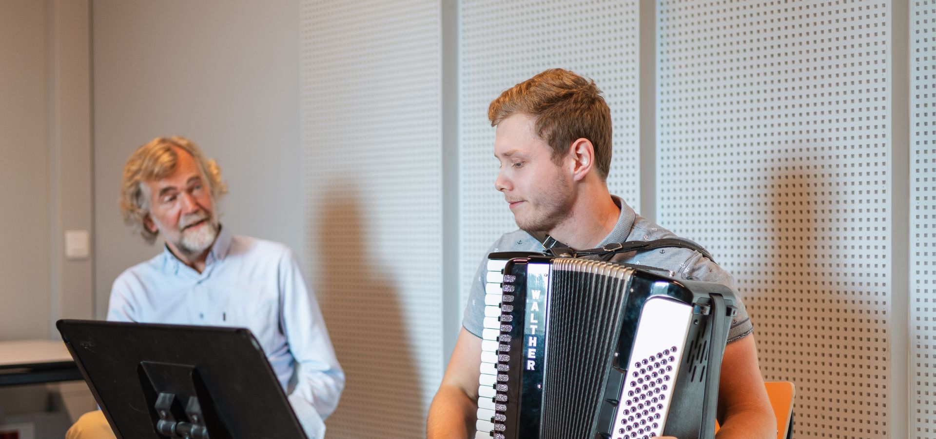 Accordeon- en trekharmonikalessen o.l.v Hotze Jelsma in De Lawei